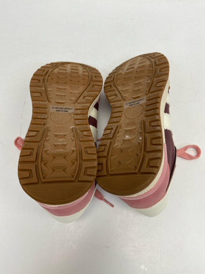 NWOT Dolce Vita  Size 9 Pink Lace-up Sneakers