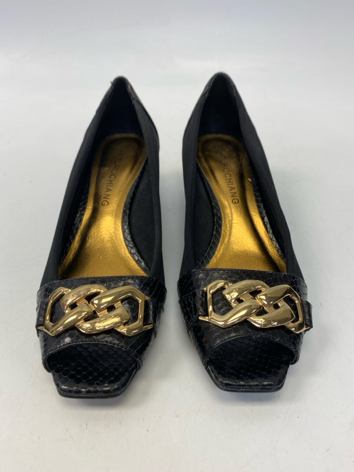 Arturochiang US Shoe Size 6 Black Gold Chain(s) Heels