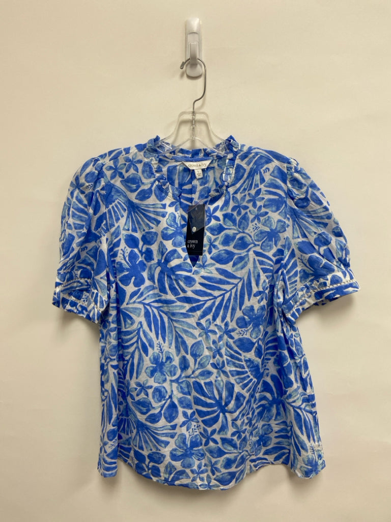 NWT Crown &amp; Ivy Size L Blue White Flowers Ladies Top