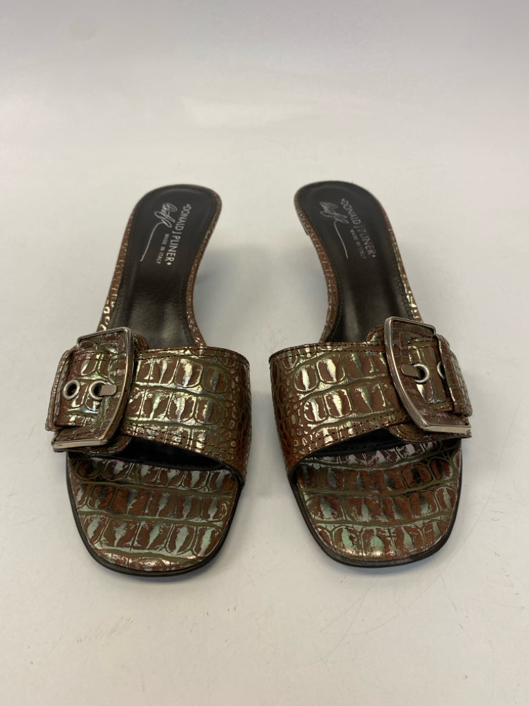 Donald Pliner  Size 9 Brown Silver Embossed Metallic Sandals
