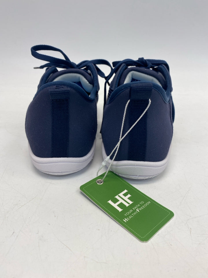 NWT Hike Footwear US Shoe Size 8 Navy Lace-up Sneakers