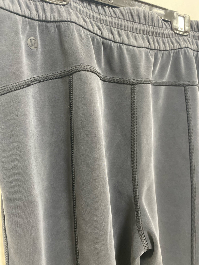 Lululemon Size 8 Dark Gray Athletic Pants