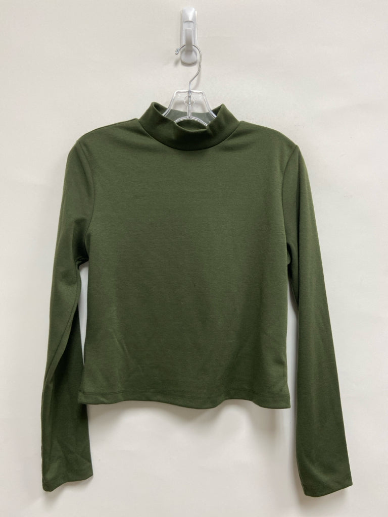 belle du jour Size L Dark Green Turtleneck Ladies Top
