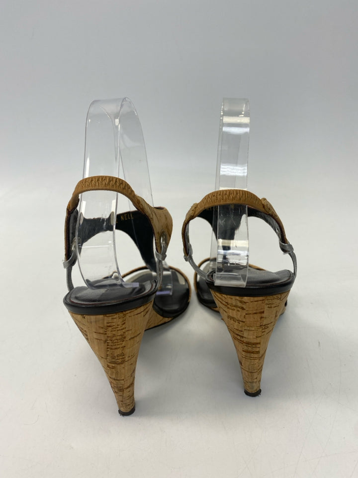 Donald Pliner  Size 8 Natural Sandals