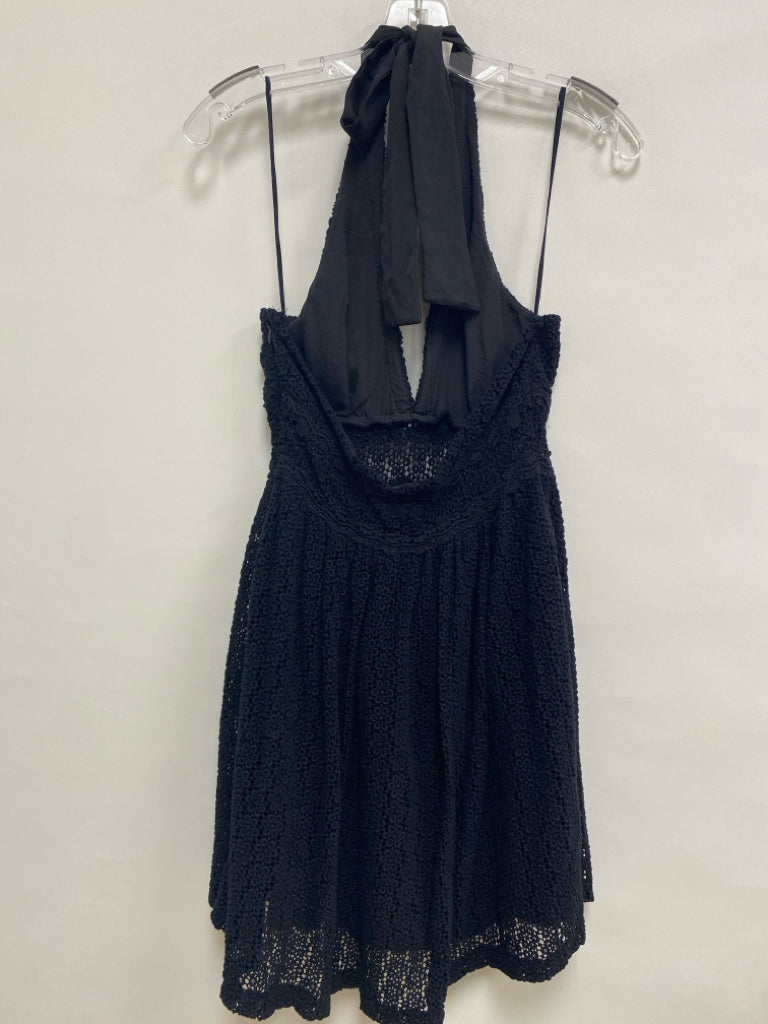 Free People Size 4 Black Texture Halter Ladies Dress