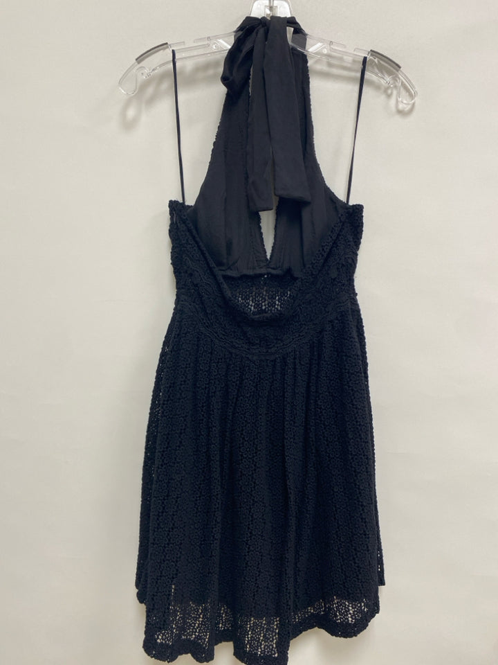 Free People Size 4 Black Texture Halter Ladies Dress