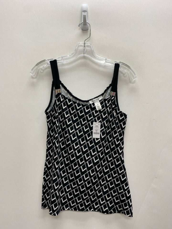 NWT Wht House/Blk Mkt Size XS Black White Squares Sleeveless Ladies Top