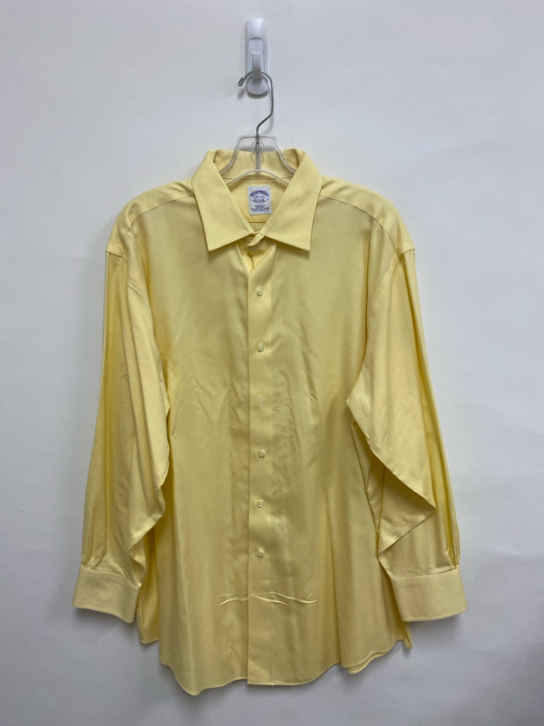 Brooks Brothers Size 16.5 Yellow Button Up Men&