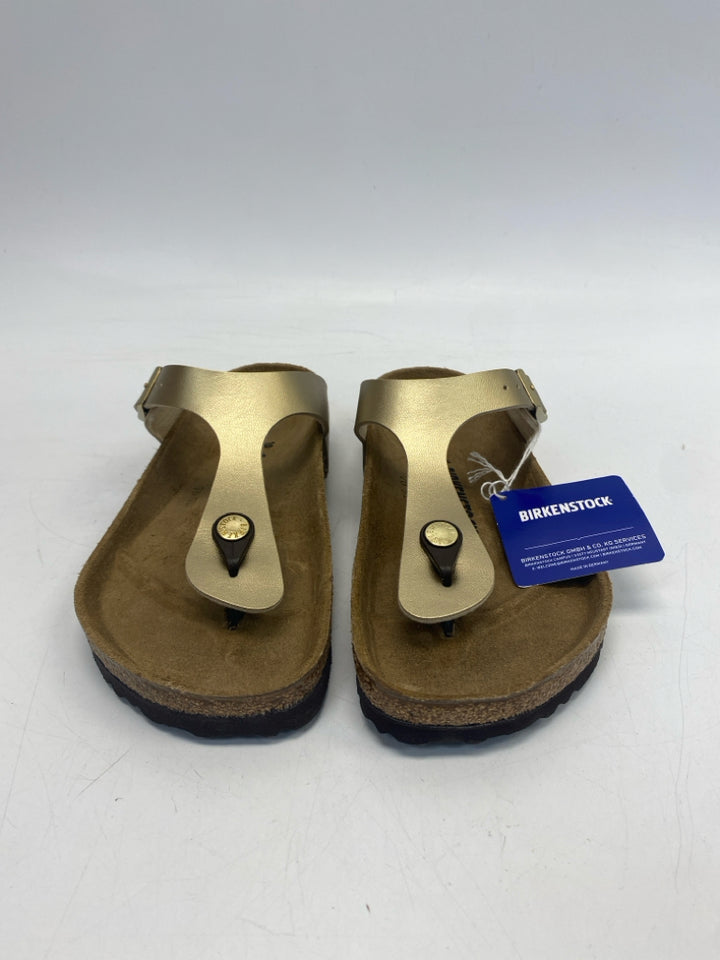NWT Birkenstock  Size 7 Gold Sandals