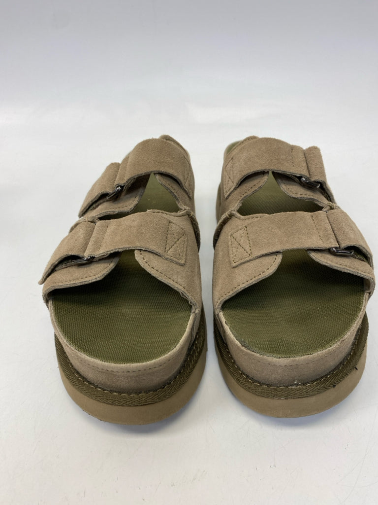 NWOT UGG  Size 11 Brown Sandals