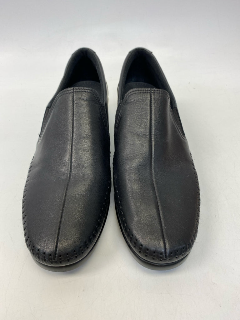 Sas US Shoe Size 9.5N Black Flats