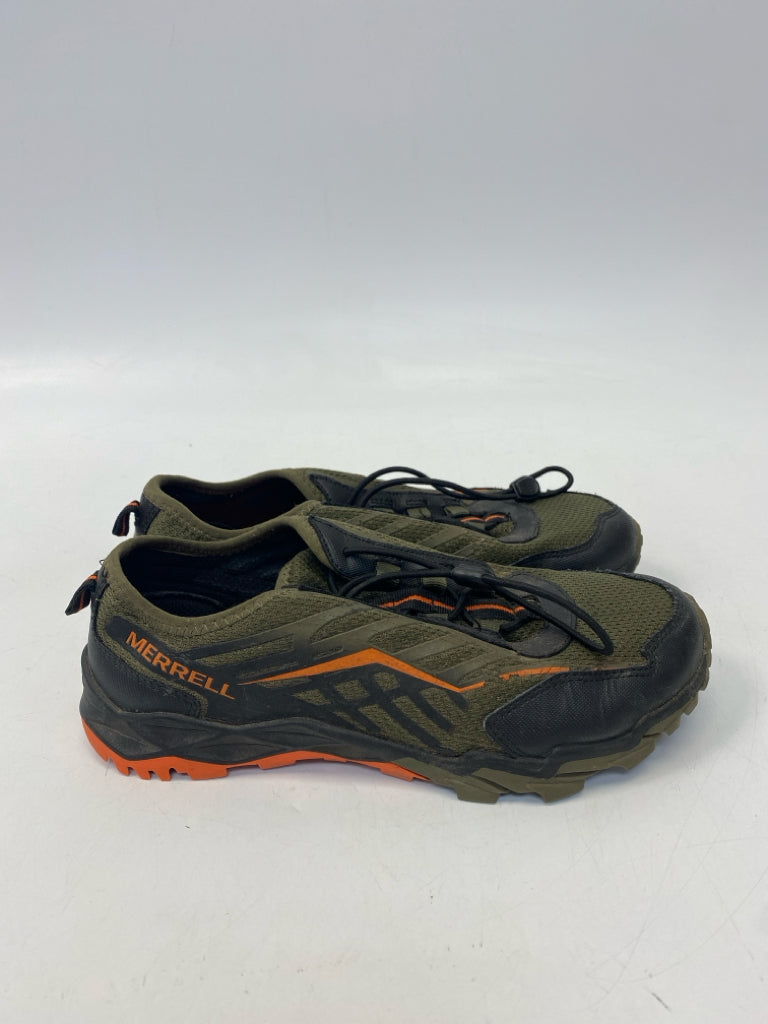 Merrell SIZE 5 Green/Black Boy&