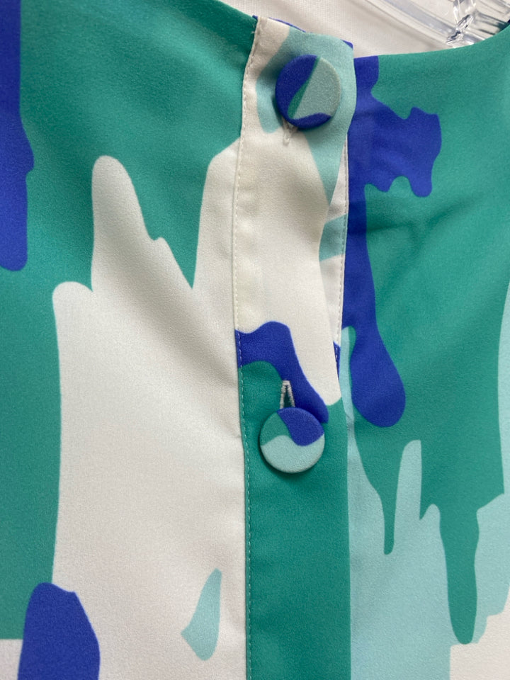 Crosby Size M Aqua/White Periwinkle Abstract V Neck Ladies Dress