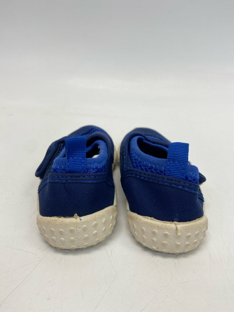 SIZE 7/8 Blue Boy&