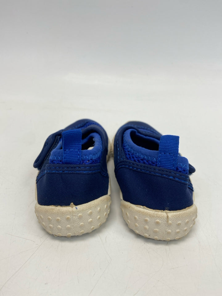 SIZE 7/8 Blue Boy&