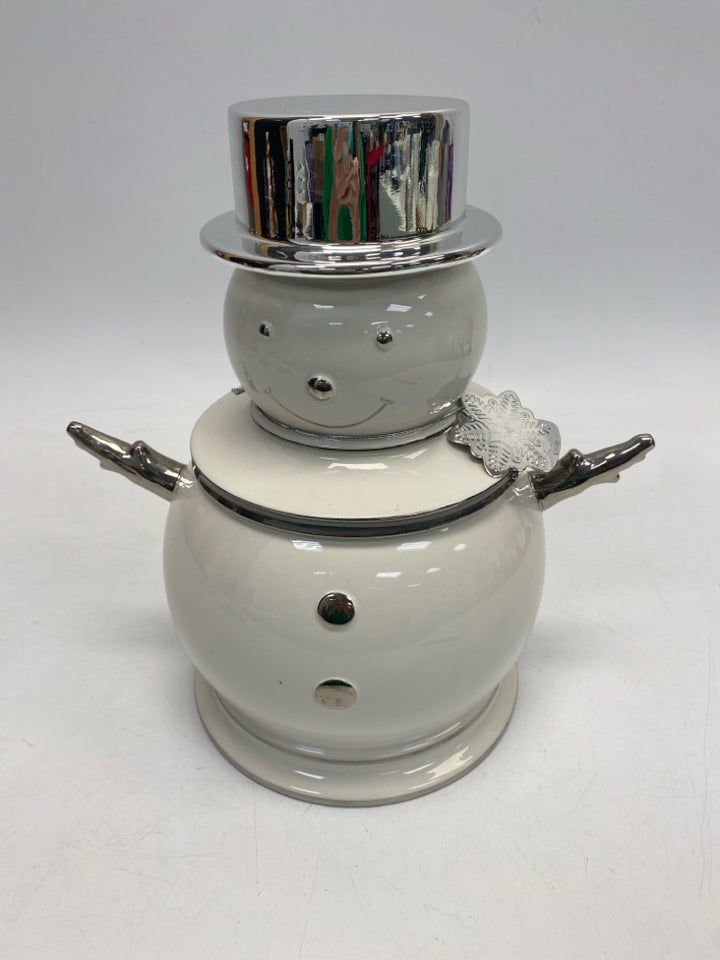 White Silver Ceramic Winter