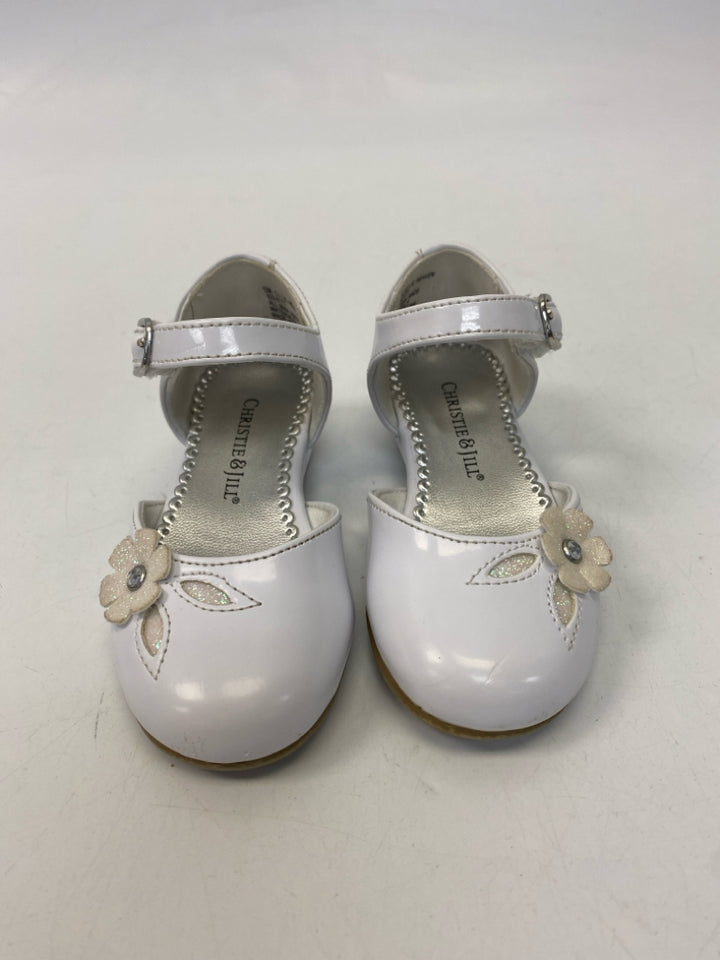 SIZE 5 White Flowers Patent Girl&