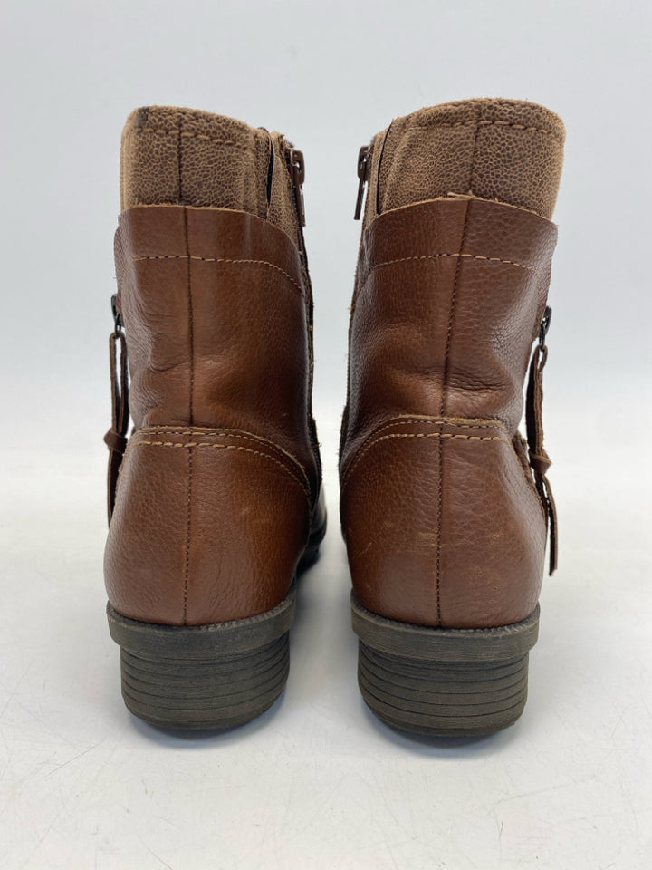 Clarks US Shoe Size 8.5 Brown Boots