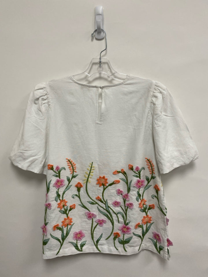 Crown &amp; Ivy Size S White Multi Color Applique Embroidered Ladies Top