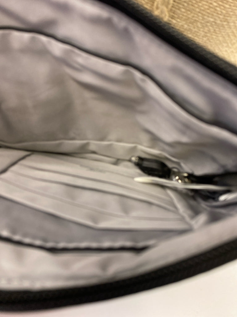 Travelon Black Crossbody