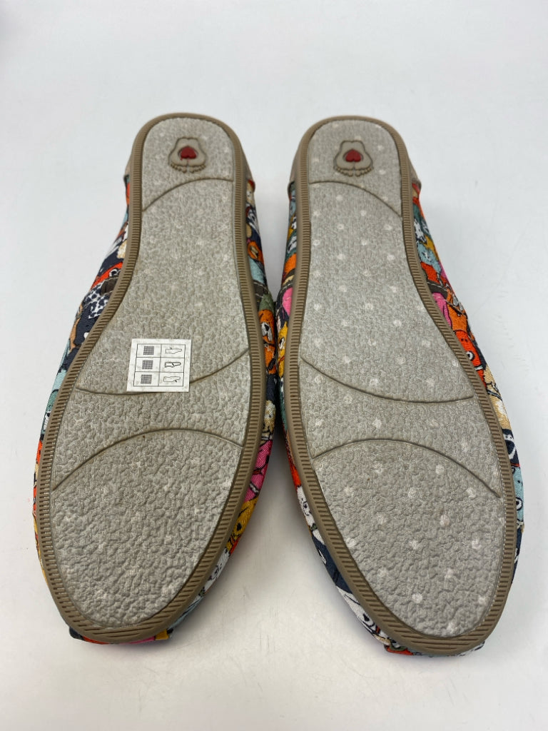 NWOT Skechers  Size 10 Multi-Color Dog(s) Flats