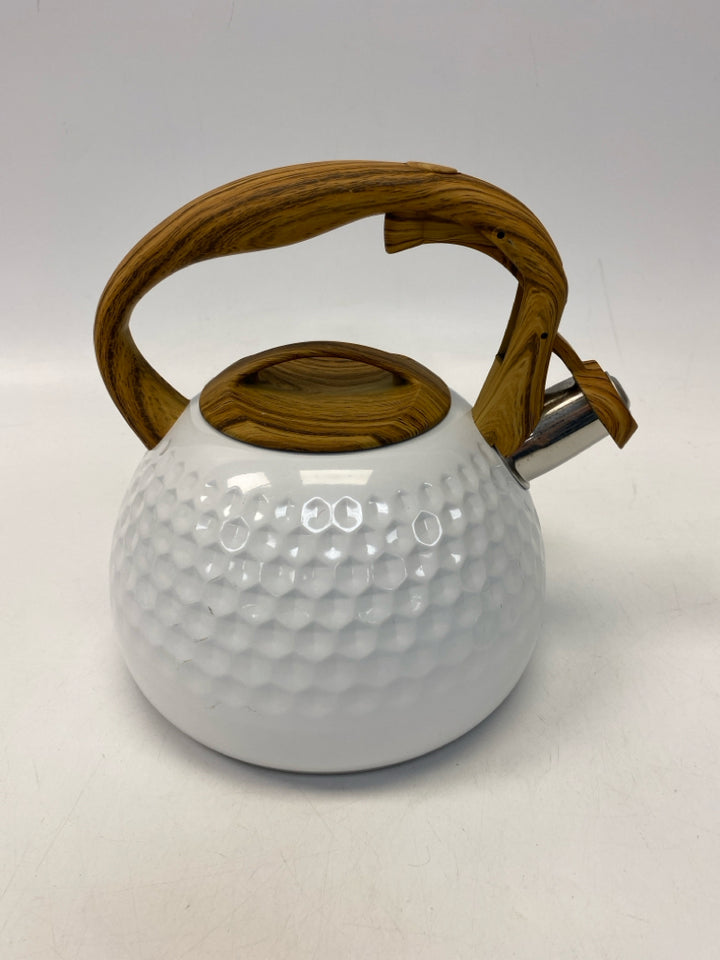 White Natural Tea Pot