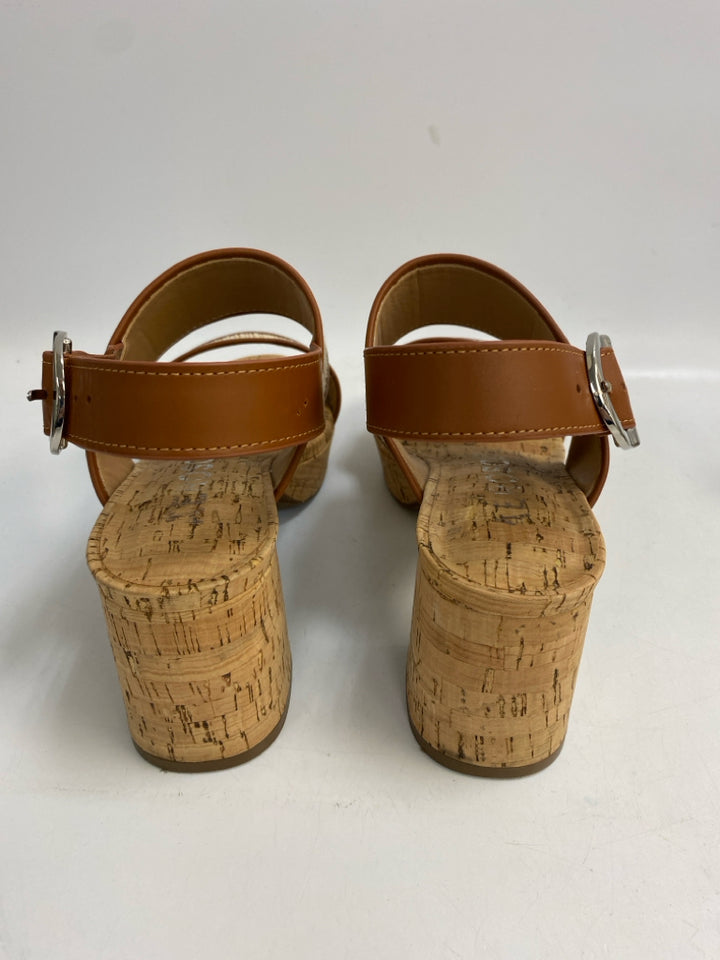 Aerosoles  Size 8 Cream/Brown Sandals