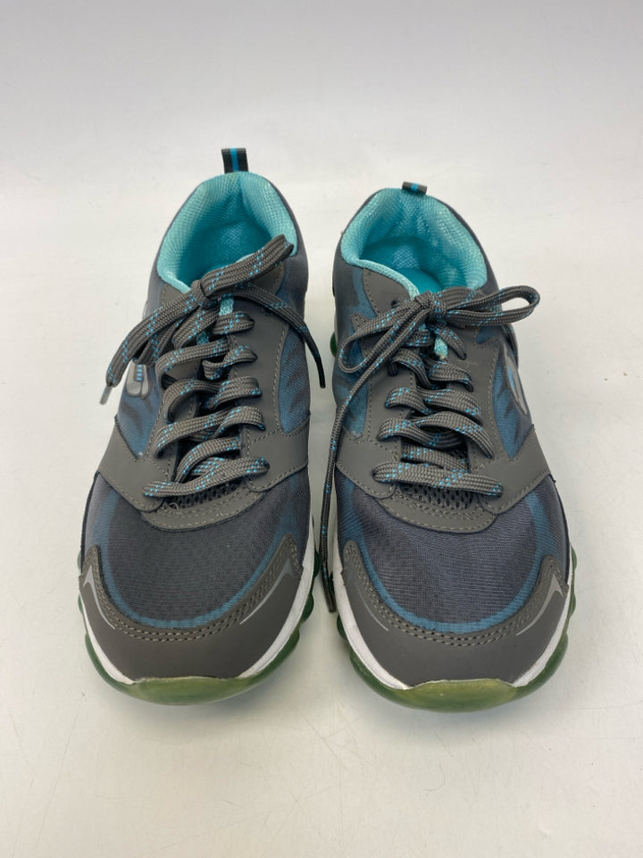 Skechers US Shoe Size 8.5 Gray Turquoise Lace-up Sneakers