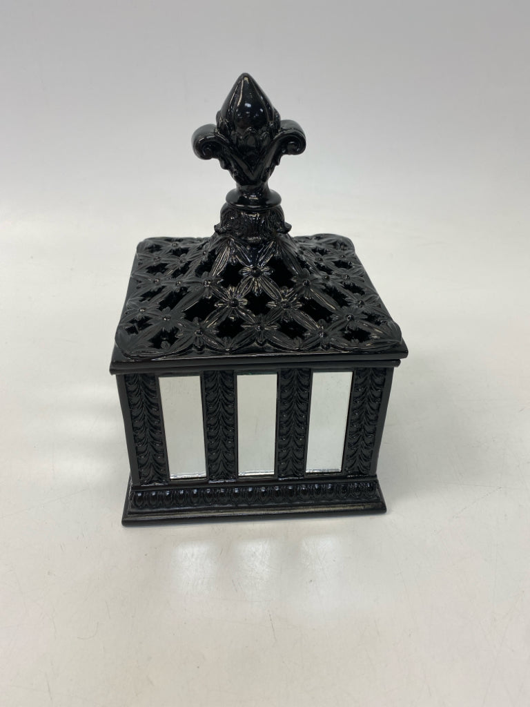 Black Mirrored Box