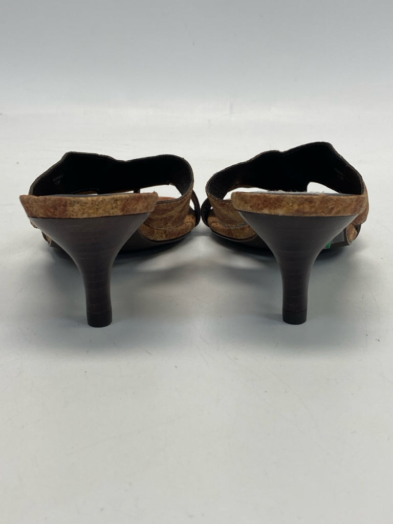 Donald Pliner  Size 7.5 Tan Sandals