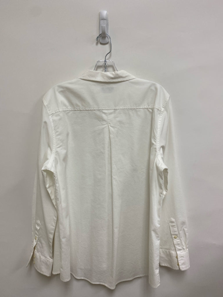Vineyard Vines  SIZE  16 White Button Up Plus Size Top