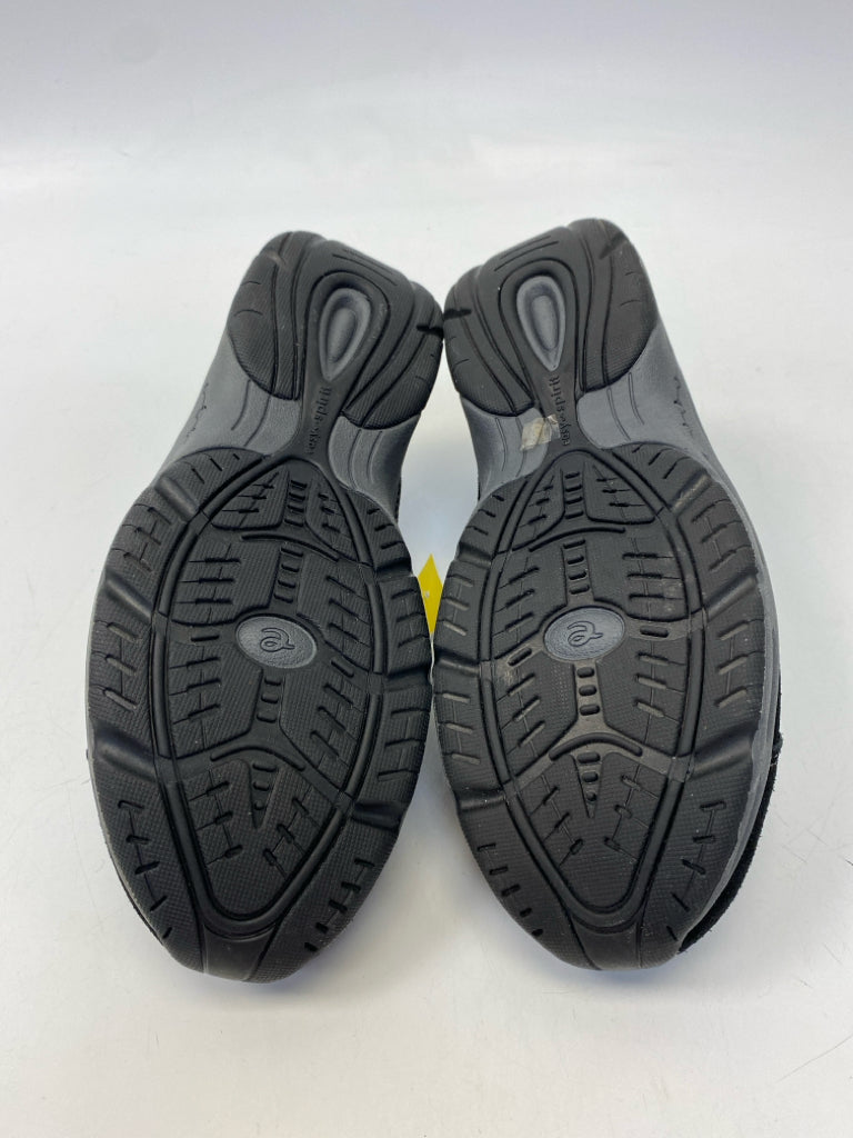 NWOT Easy Spirit  Size 8 Black Sneakers