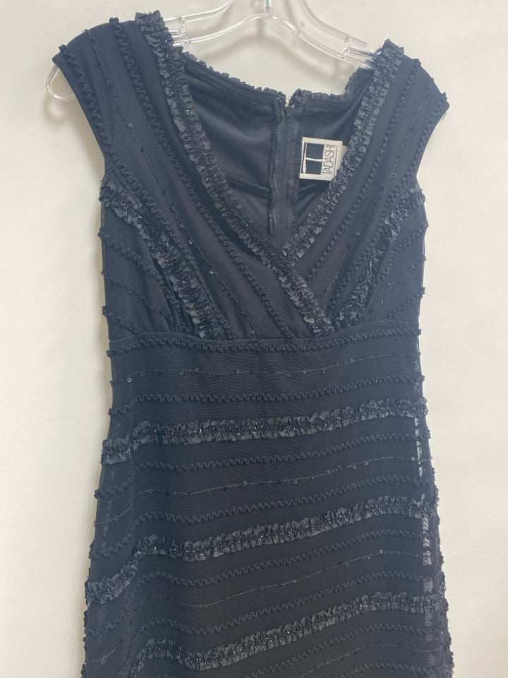 Tadashi Shoji Size 8 Black Texture Sleeveless Ladies Dress