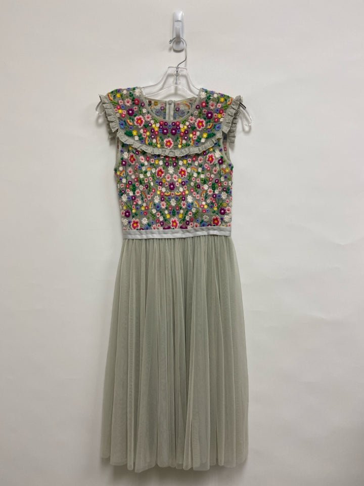 Needle &amp; Thread Size 2 Gray Multi Color Embroidered Sleeveless Ladies Dress