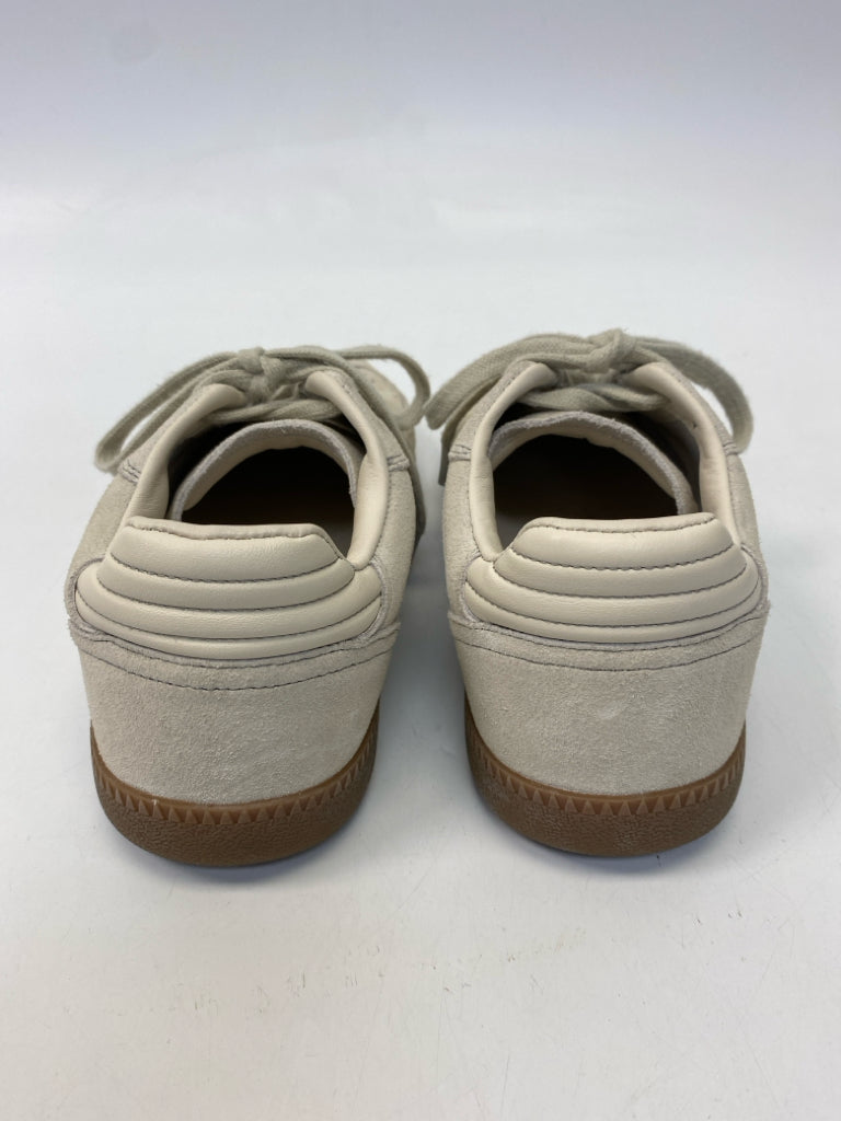 Quince  Size 8 Cream Sneakers