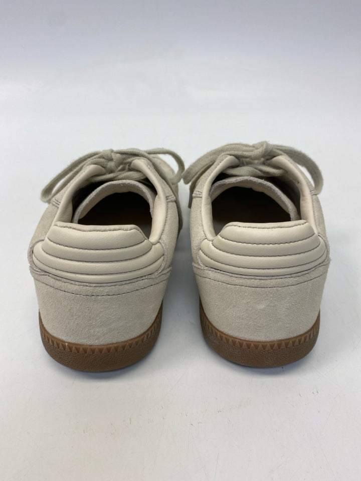 Quince  Size 8 Cream Sneakers