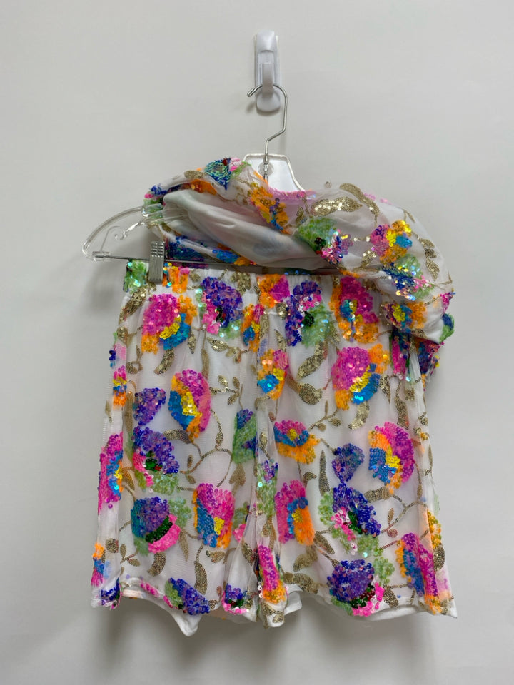 NWT Size M White Gold/Multi Flowers Sequins Ladies 2pc Shorts