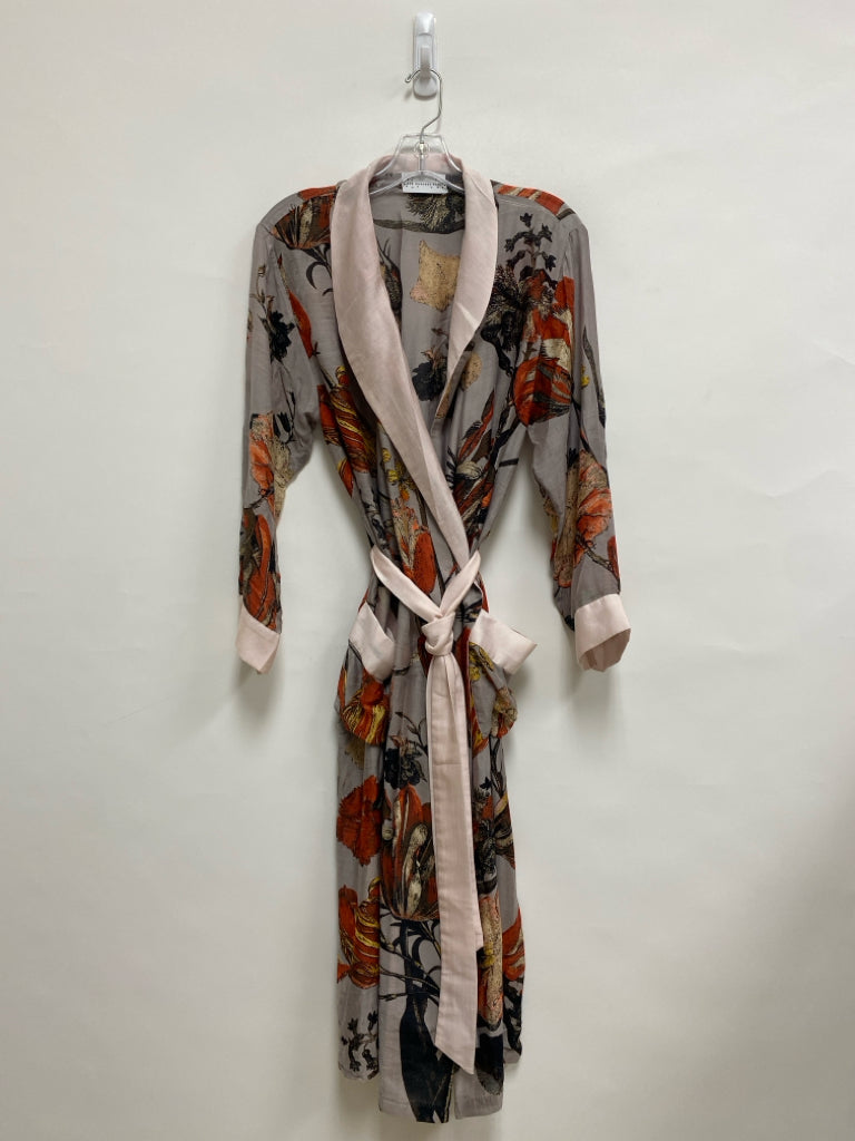 Size OSFM Orange Taupe/Black Floral Ladies Robe
