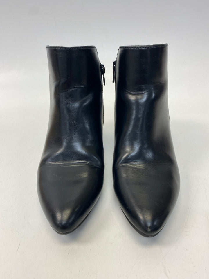 Sofft US Shoe Size 7.5 Black Side Zipper Boots