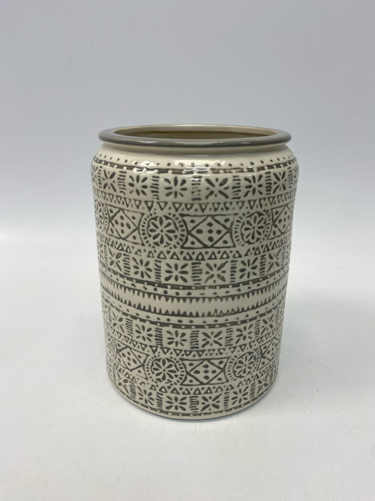 Threshold Cream/Gray Stoneware Vase