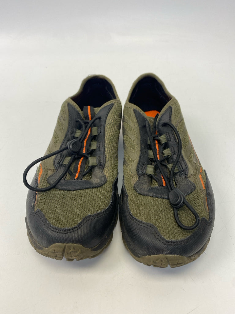 Merrell SIZE 5 Green/Black Boy&