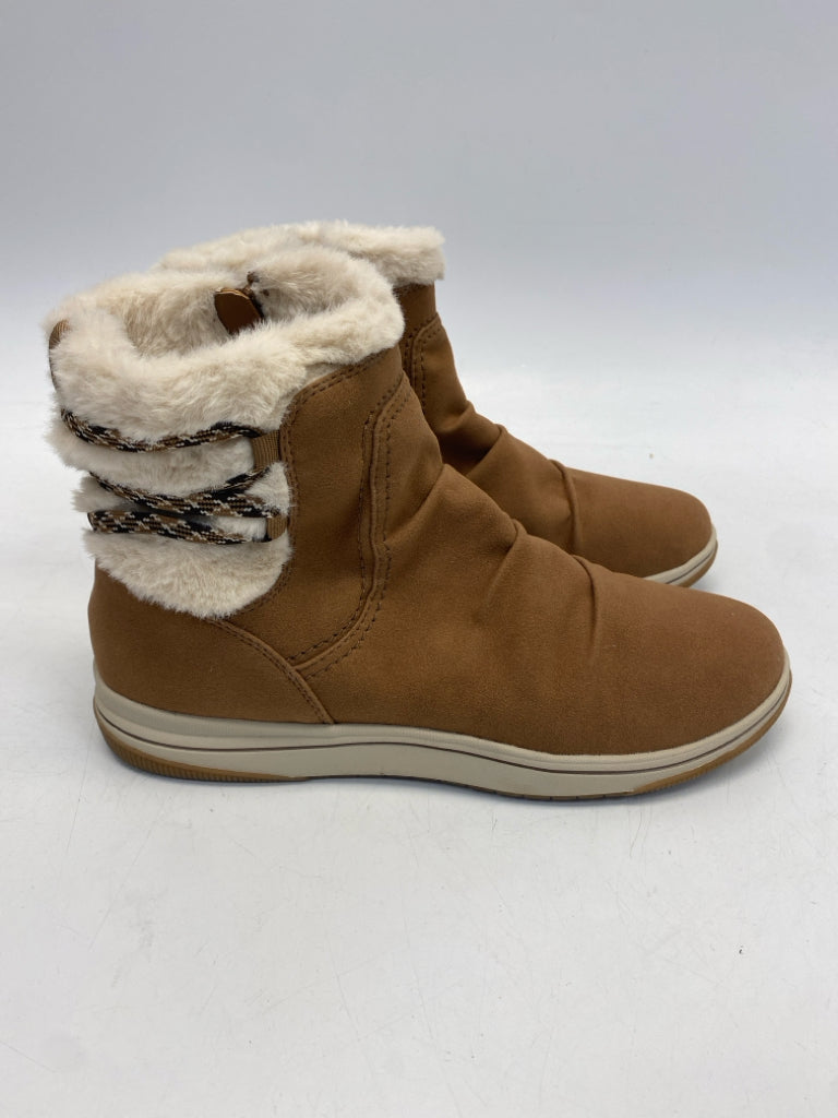 Clarks US Shoe Size 10 Brown Beige Lined Boots