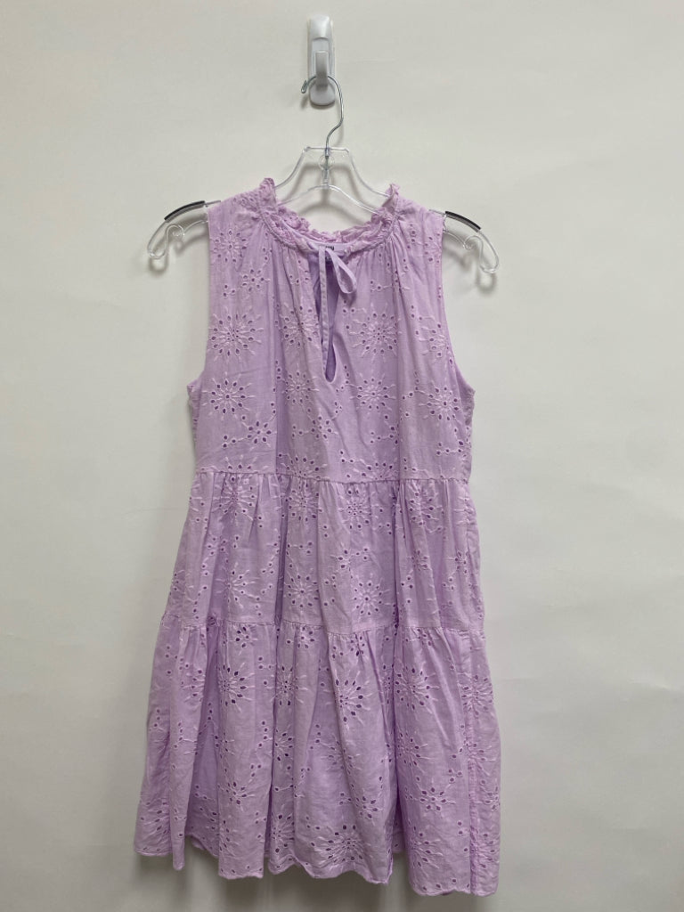 B B Dakota Size XS Lavender Sleeveless Eyelet Ladies Dress