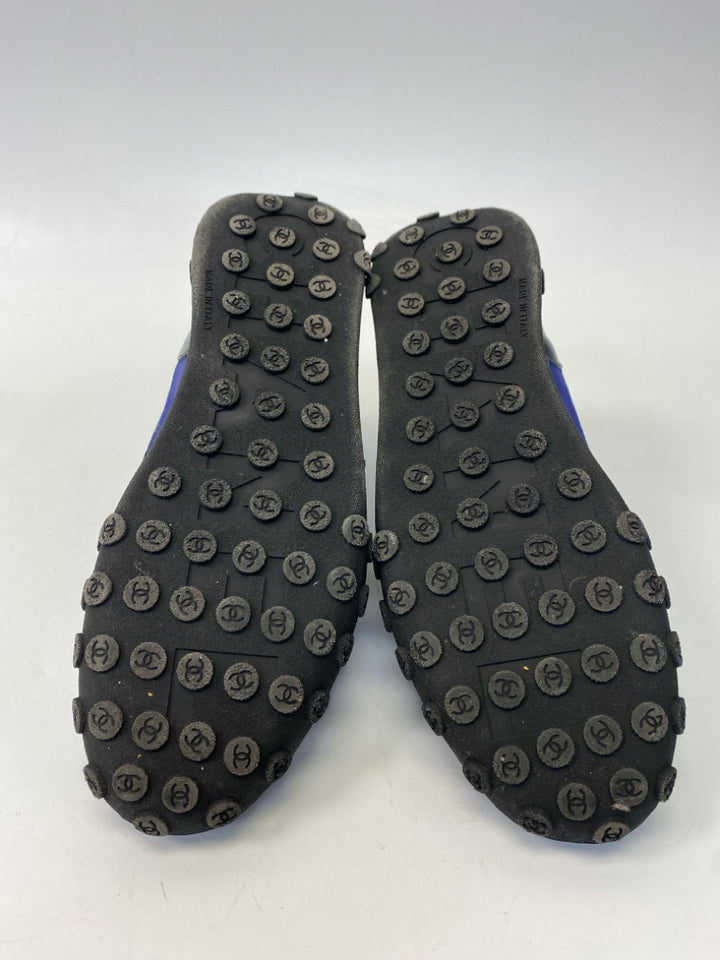 Chanel  Size 39 Navy Black/White Mesh Neoprene Sneakers