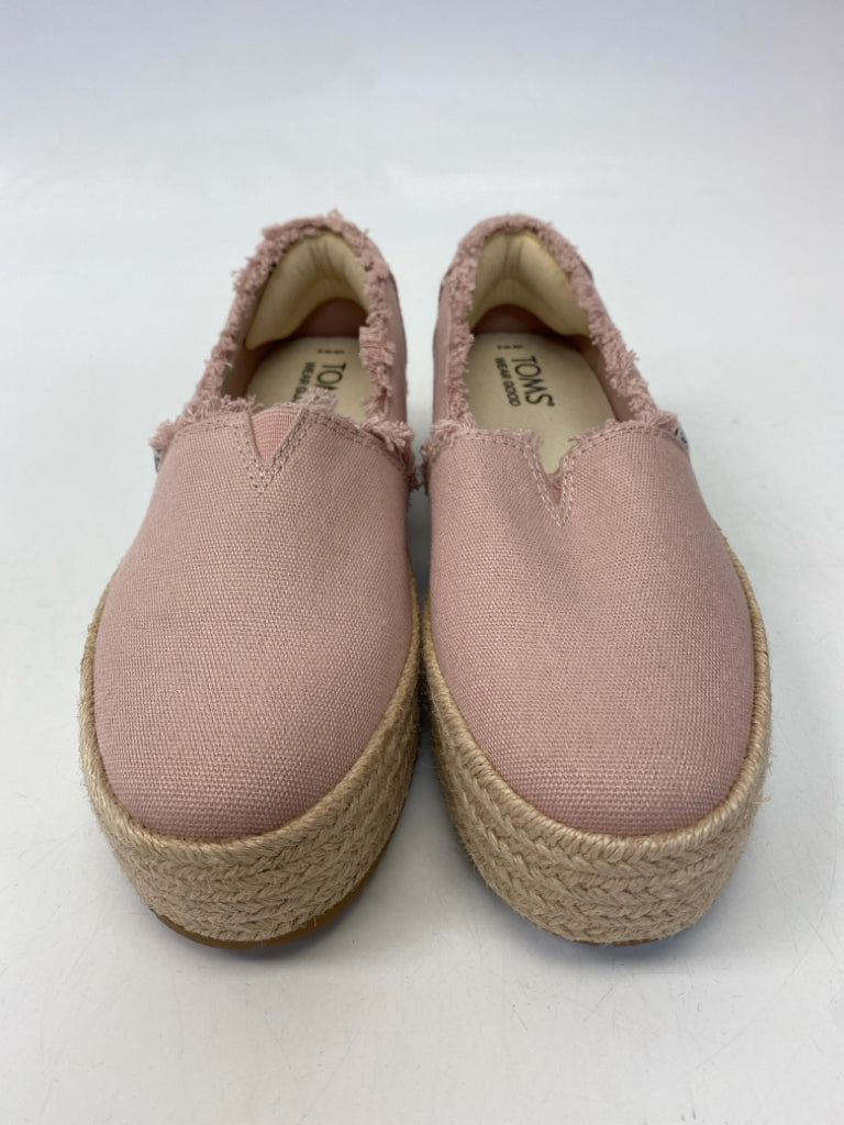 NWOT Toms  Size 6 Pink Sneakers