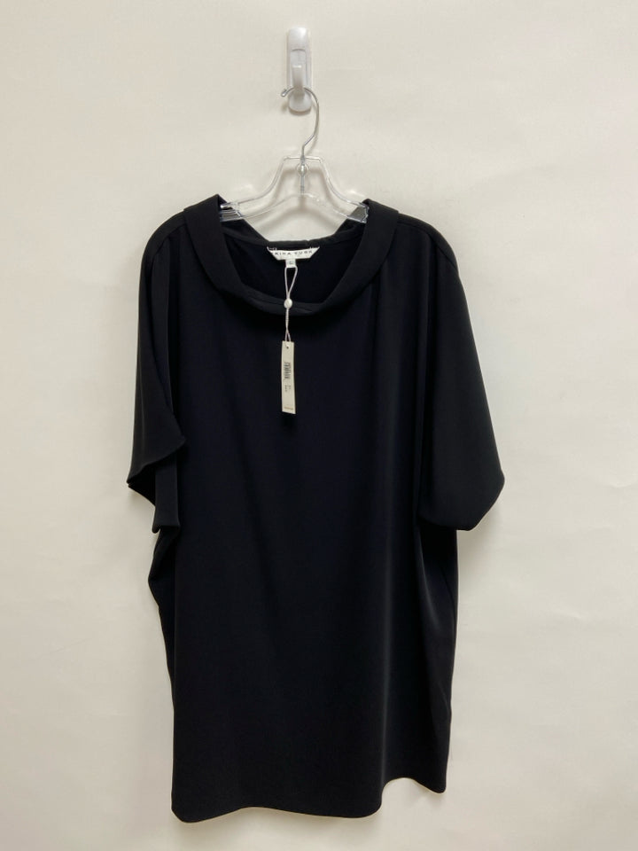 NWT Trina Turk Size L Black Short Sleeve Ladies Dress