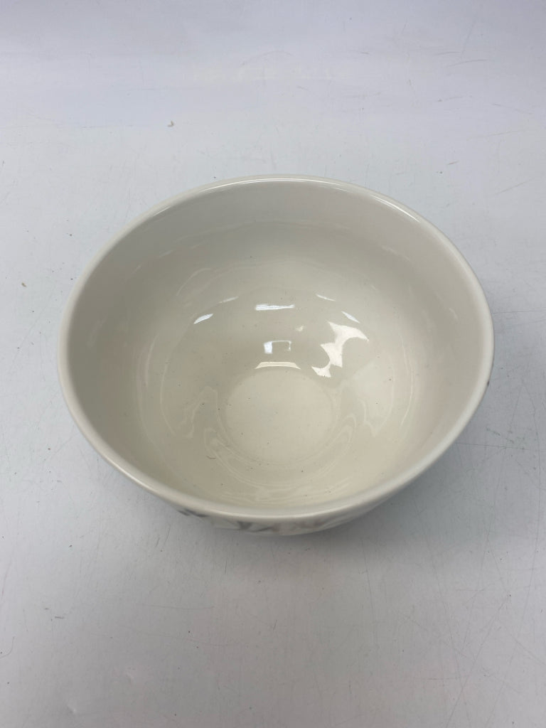 Gray/Cream Red Cardinal Ceramic Bowl(s)