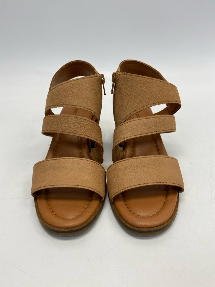 Lucky Brand  Size 6.5 Brown Sandals