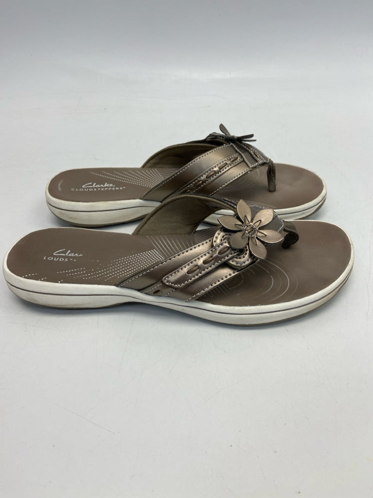 Clarks  Size 9 Bronze Sandals