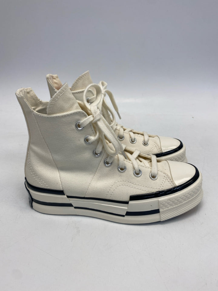 Converse US Shoe Size 5.5 Cream Black Trimmed Canvas Sneakers
